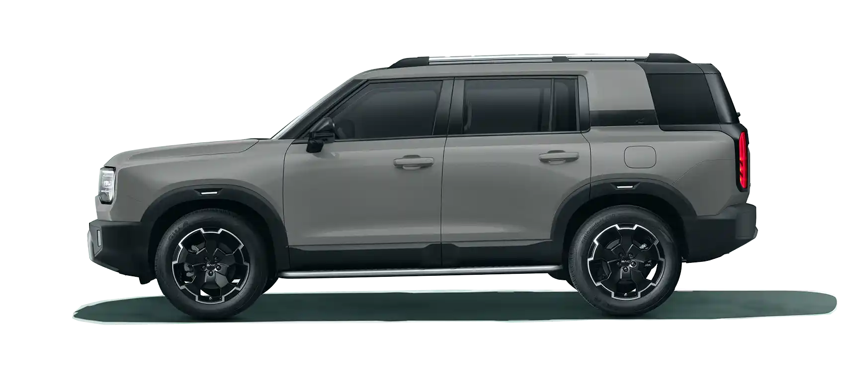 BAIC B30 SUV Premium Adventure Hybrid side view in grey