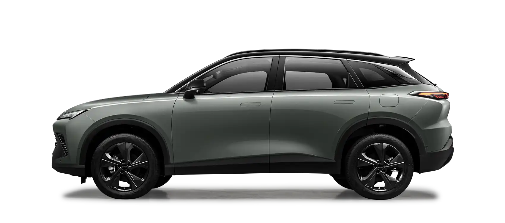 Side view of a Platinum Grey BAIC X55 SUV Premium